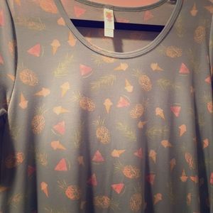 Lularoe perfect Tee